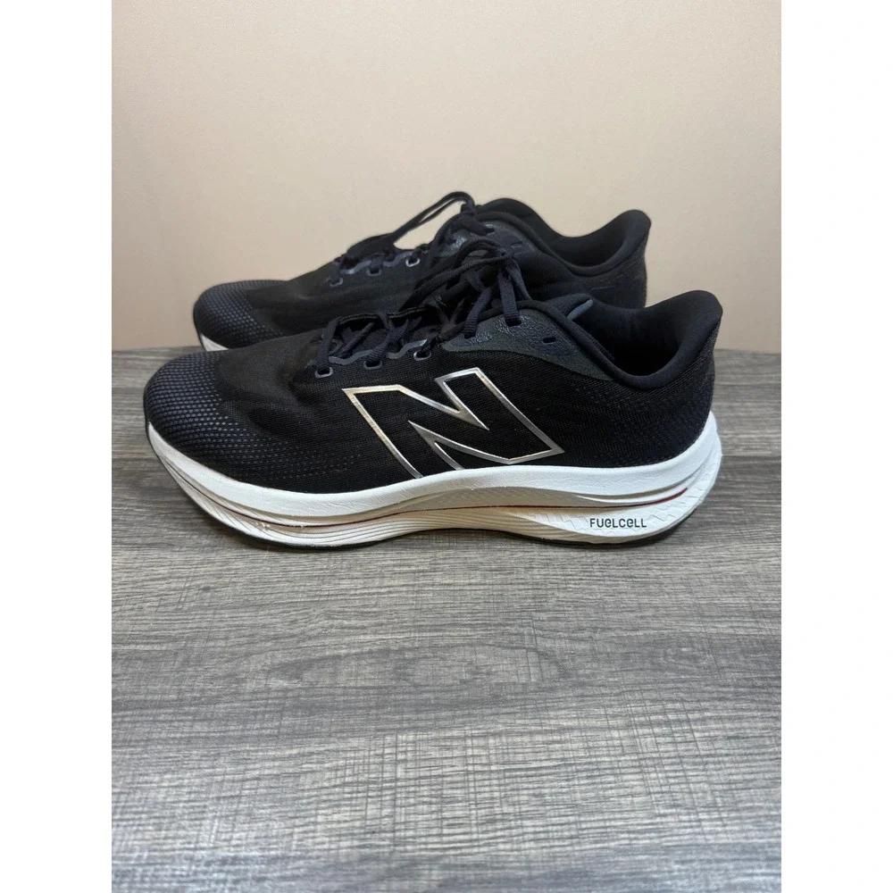 New Balance FuelCell Propel v4 Black Silver Running Shoes Mens 11 Womens 12.5